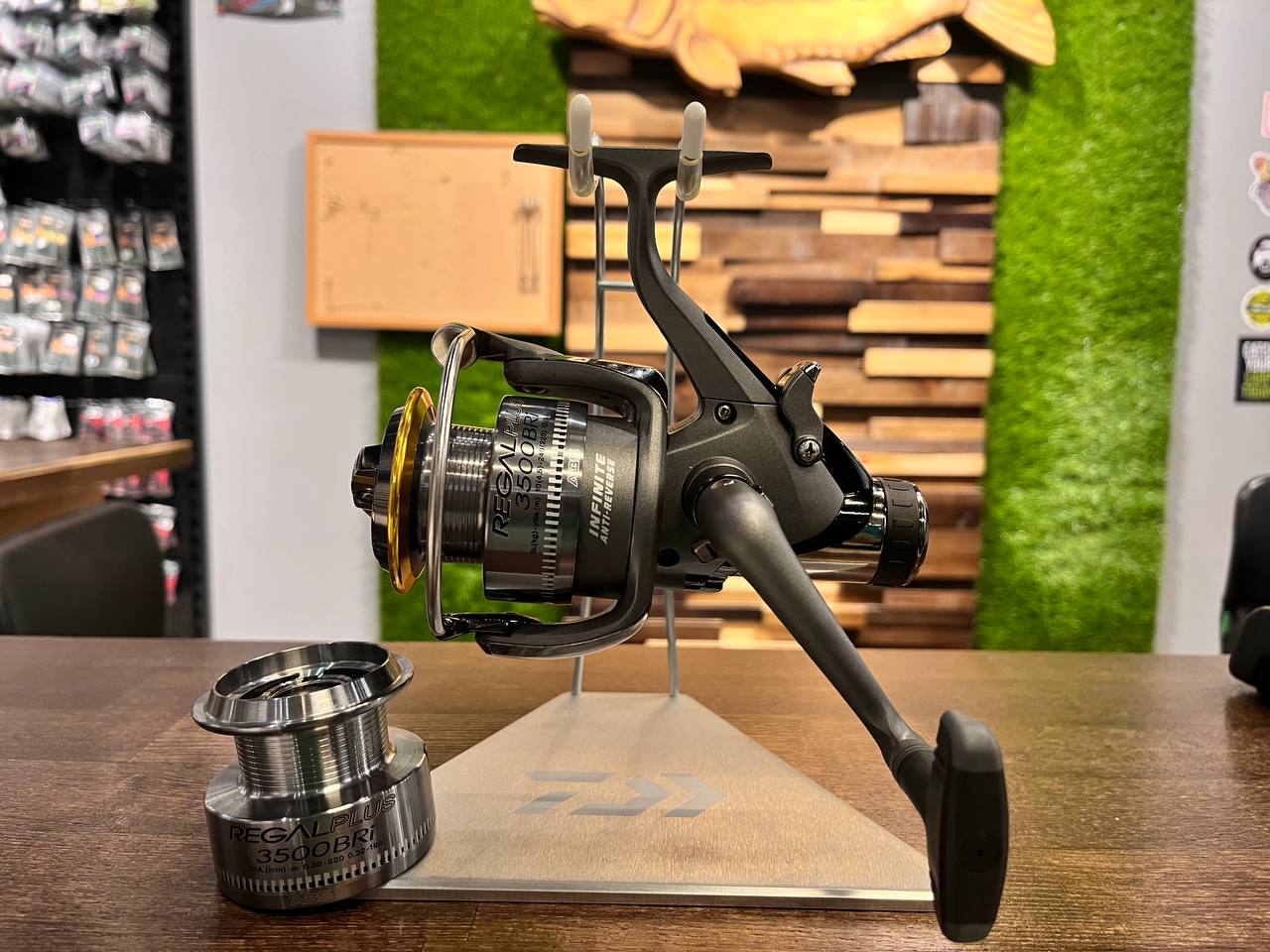 Катушка daiwa regal plus 3500 bri ab Б У Купить по цене от 3 999 руб