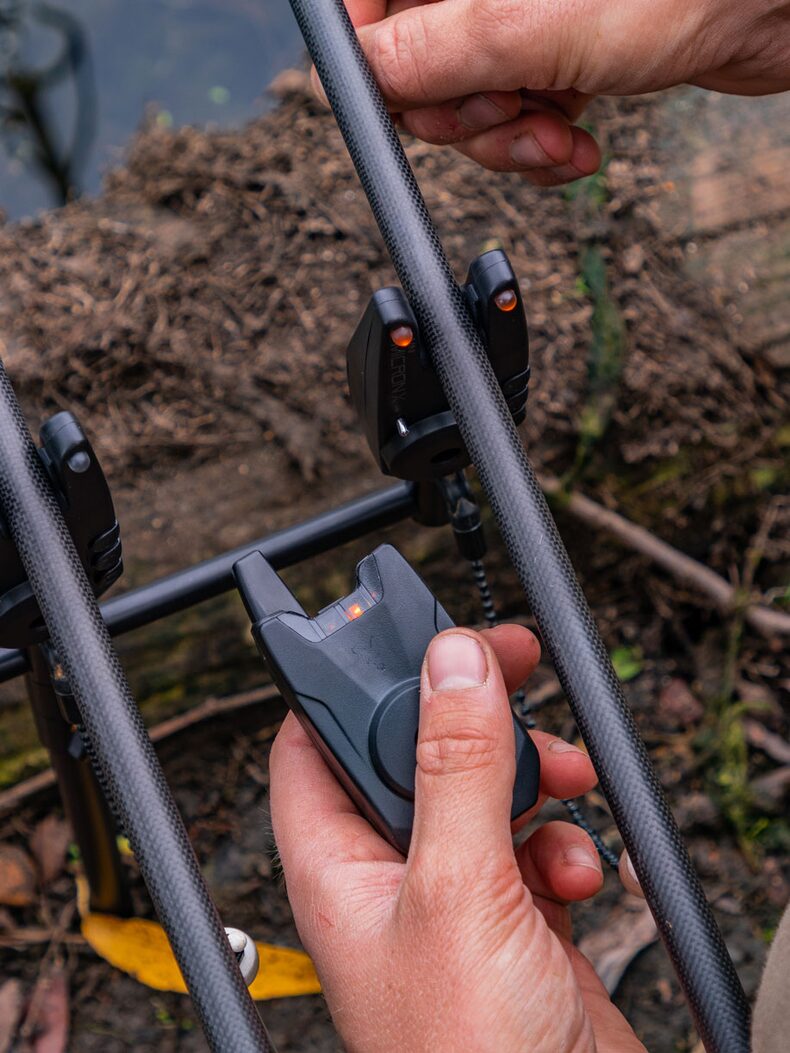 Набор сигнализаторов с пейджером FOX Mini Micron X Rod Set — фото 14 — CARPshop