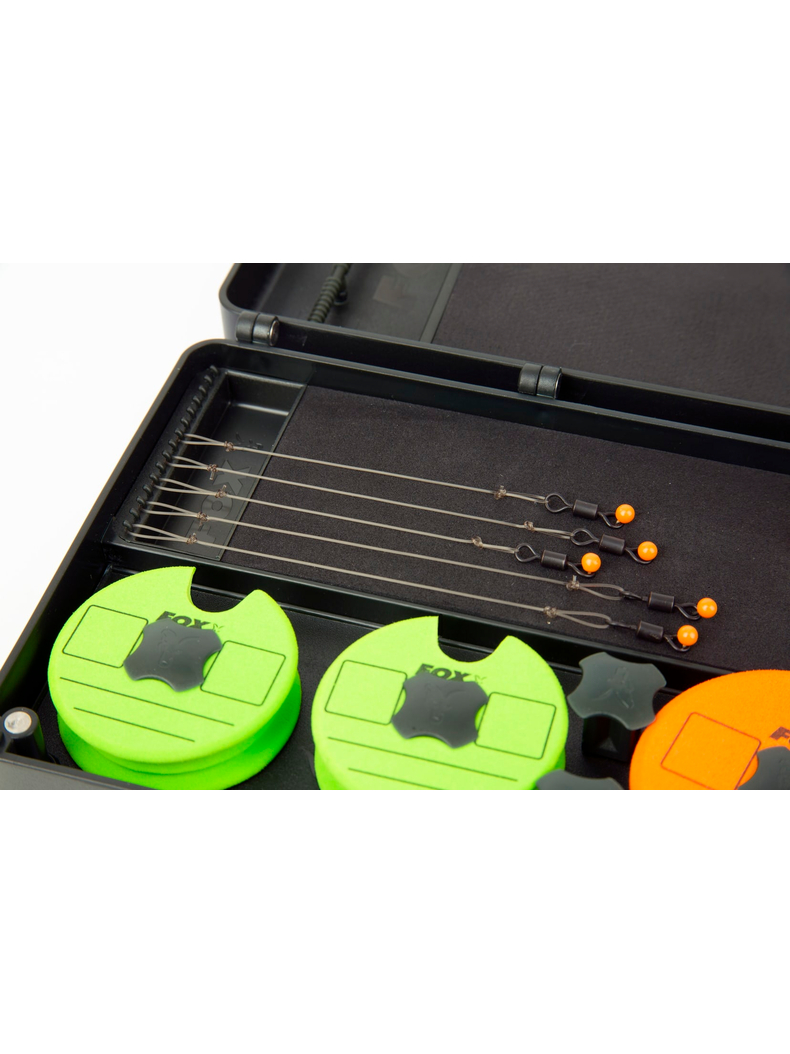 Поводочница с дисками FOX F-Box Magnetic Disc & Rig Box System, Размер: Medium, изображение 11 Поводочница с дисками FOX F-Box Magnetic Disc & Rig Box System, Размер: Medium, изображение 11