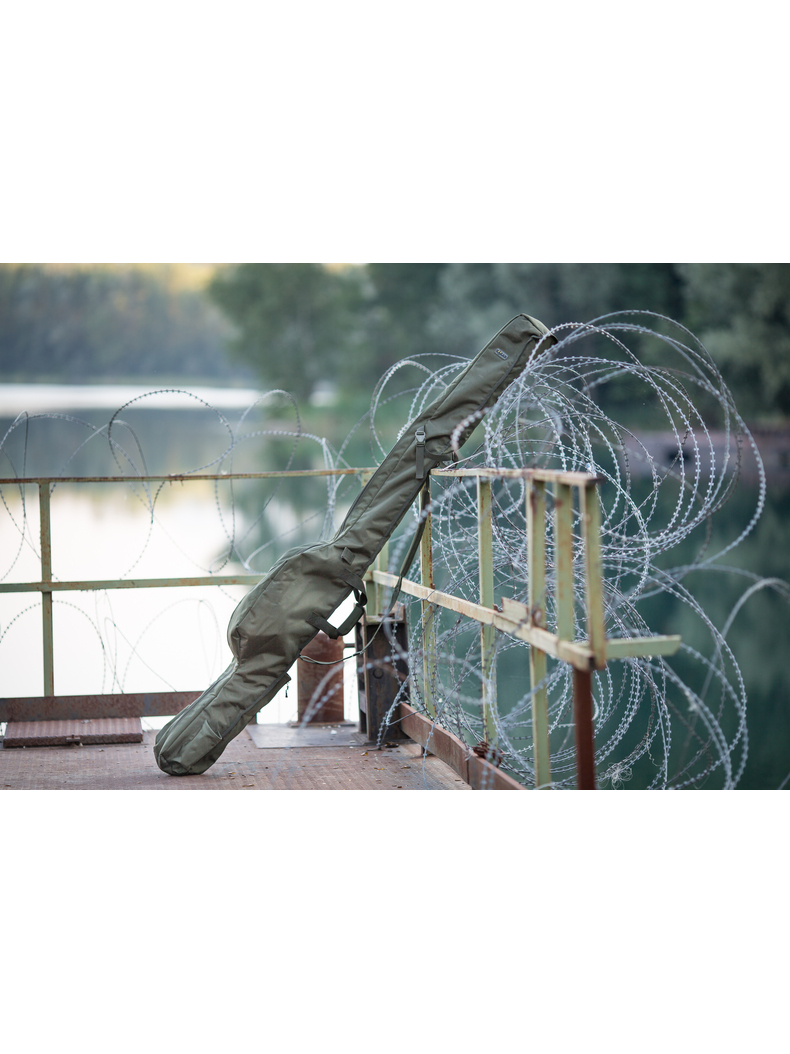 Чехол для перевозки удилищ SOLAR SP 3+2 Rod Sleeve, Длина удилища: 10 ft :: 3.04 м, изображение 6 Чехол для перевозки удилищ SOLAR SP 3+2 Rod Sleeve, Длина удилища: 10 ft :: 3.04 м, изображение 6
