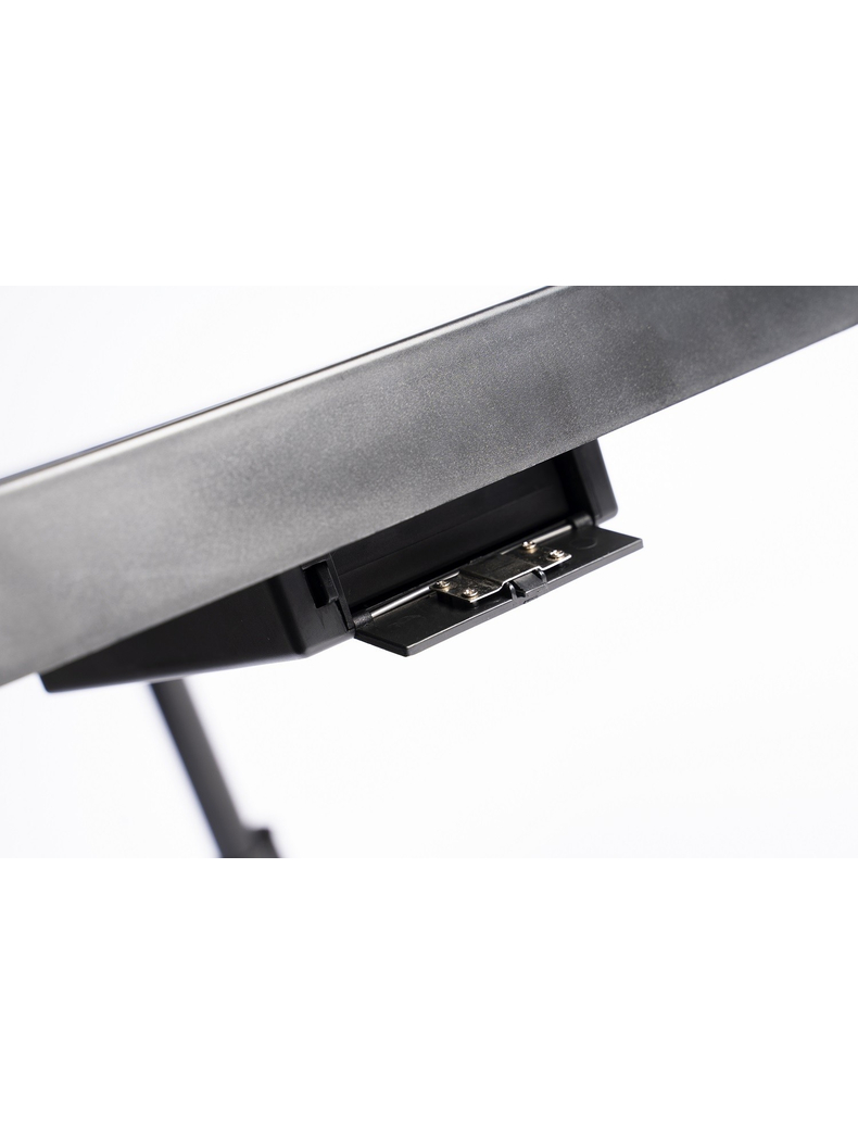 Стол с аккумулятором для зарядки Ridge Monkey Vault Tech Table, изображение 10 Стол с аккумулятором для зарядки Ridge Monkey Vault Tech Table, изображение 10