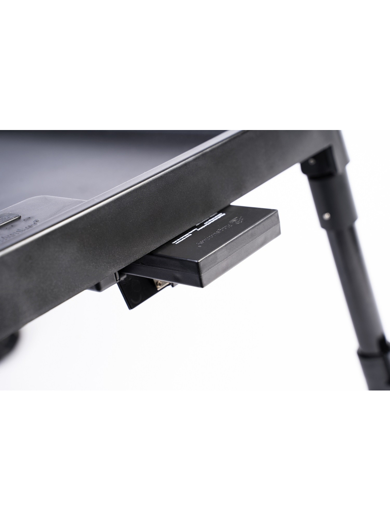 Стол с аккумулятором для зарядки Ridge Monkey Vault Tech Table, изображение 11 Стол с аккумулятором для зарядки Ridge Monkey Vault Tech Table, изображение 11