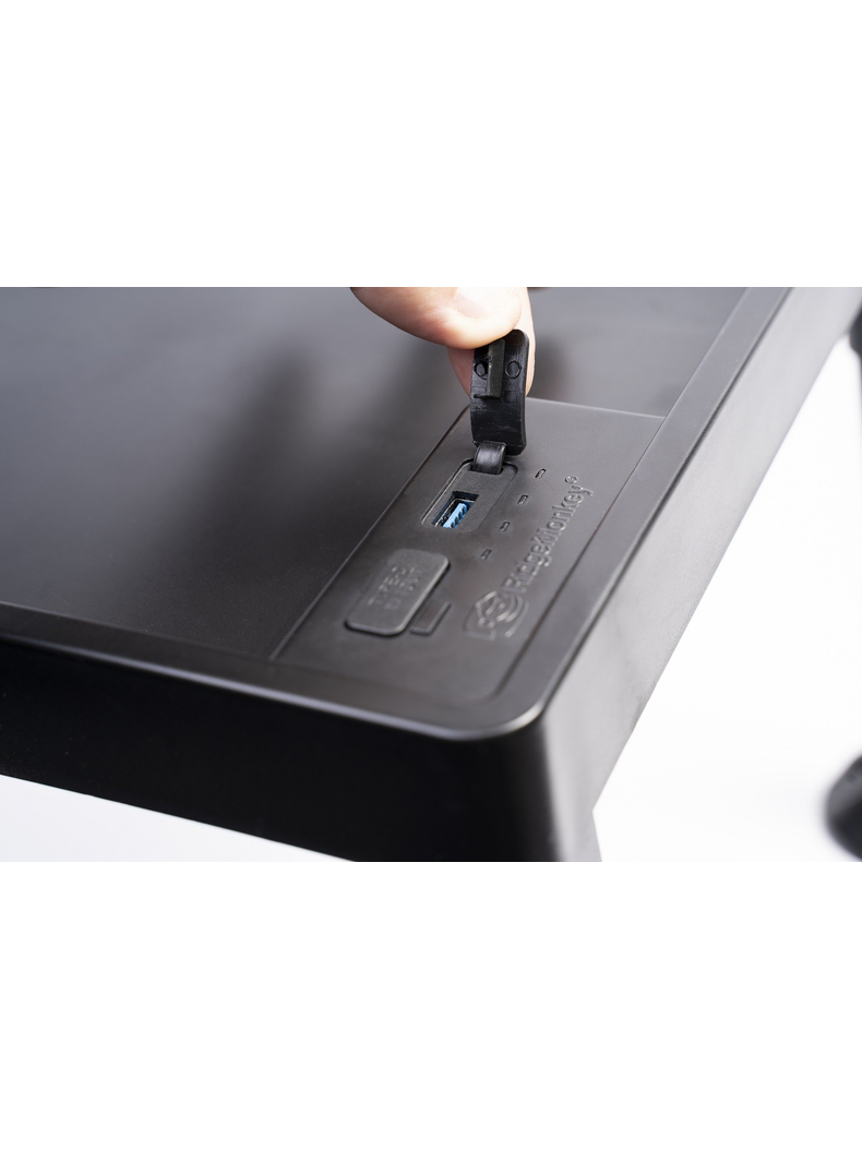 Стол с аккумулятором для зарядки Ridge Monkey Vault Tech Table, изображение 5 Стол с аккумулятором для зарядки Ridge Monkey Vault Tech Table, изображение 5