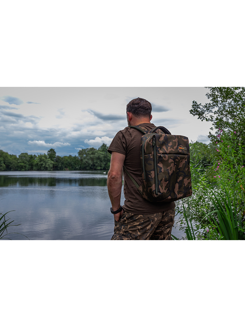 Рюкзак для переноски гаджетов FOX Camolite Laptop & Gadget Rucksack, изображение 5 Рюкзак для переноски гаджетов FOX Camolite Laptop & Gadget Rucksack, изображение 5