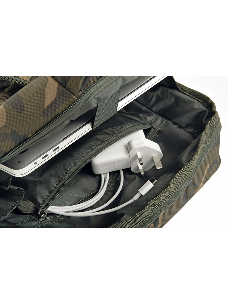 Рюкзак для переноски гаджетов FOX Camolite Laptop & Gadget Rucksack, изображение 3 Рюкзак для переноски гаджетов FOX Camolite Laptop & Gadget Rucksack, изображение 3