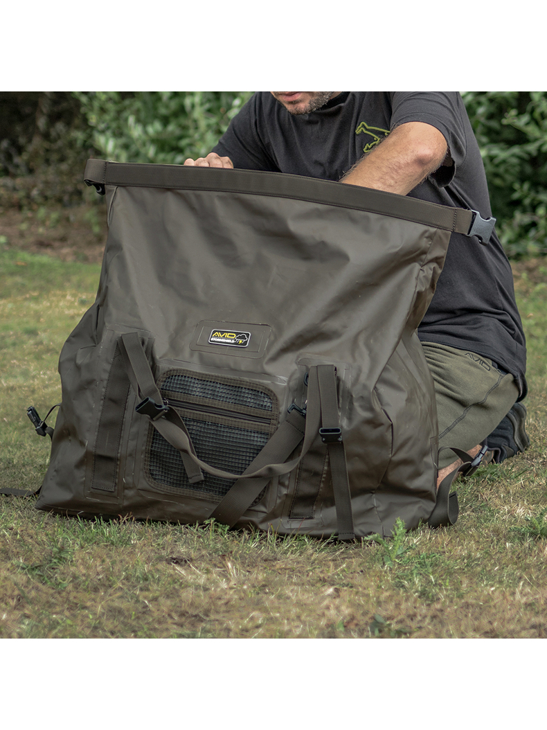 Сумка непромокаемая AVID CARP Stormshield Carryall, изображение 3 Сумка непромокаемая AVID CARP Stormshield Carryall, изображение 3