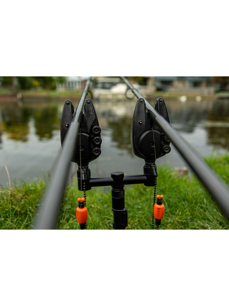 Перекладина раздвижная FOX Black Label QR Buzz bars Adjustable, Количество удилищ: Для трёх, изображение 15 Перекладина раздвижная FOX Black Label QR Buzz bars Adjustable, Количество удилищ: Для трёх, изображение 15
