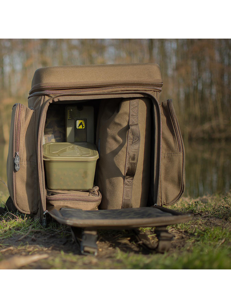 Контейнер с разделителем AVID CARP Bait & Bits Tub XL, изображение 9 Контейнер с разделителем AVID CARP Bait & Bits Tub XL, изображение 9