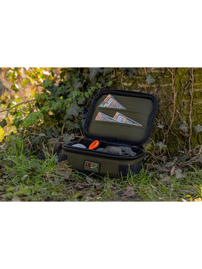 Сумочка для грузил FOX R-SERIES Compact Rigid Lead & Bits Bag, изображение 7 Сумочка для грузил FOX R-SERIES Compact Rigid Lead & Bits Bag, изображение 7