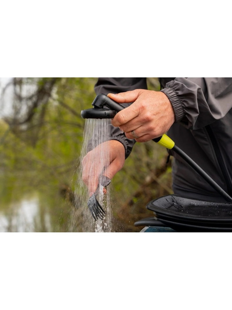 Душ переносной с канистрой Ridge Monkey Outdoor Power Shower Full Kit, изображение 7 Душ переносной с канистрой Ridge Monkey Outdoor Power Shower Full Kit, изображение 7