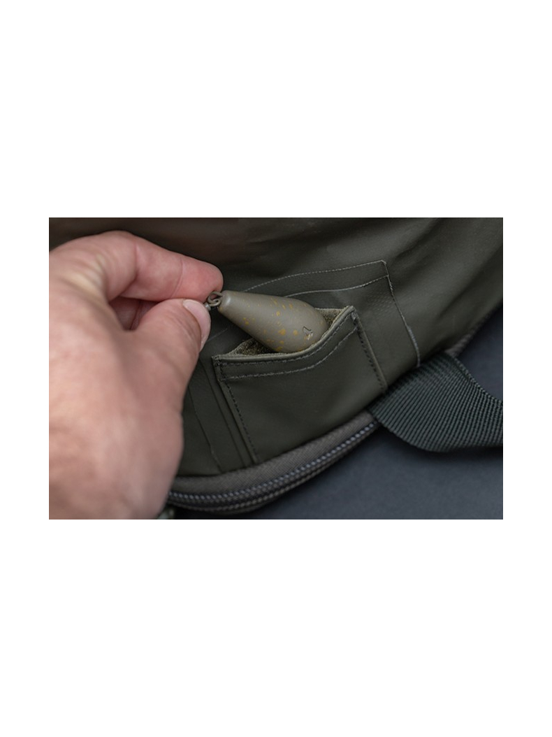 Сумка для перевозки вейдерсов KORDA Compac Wader Cover, изображение 5 Сумка для перевозки вейдерсов KORDA Compac Wader Cover, изображение 5