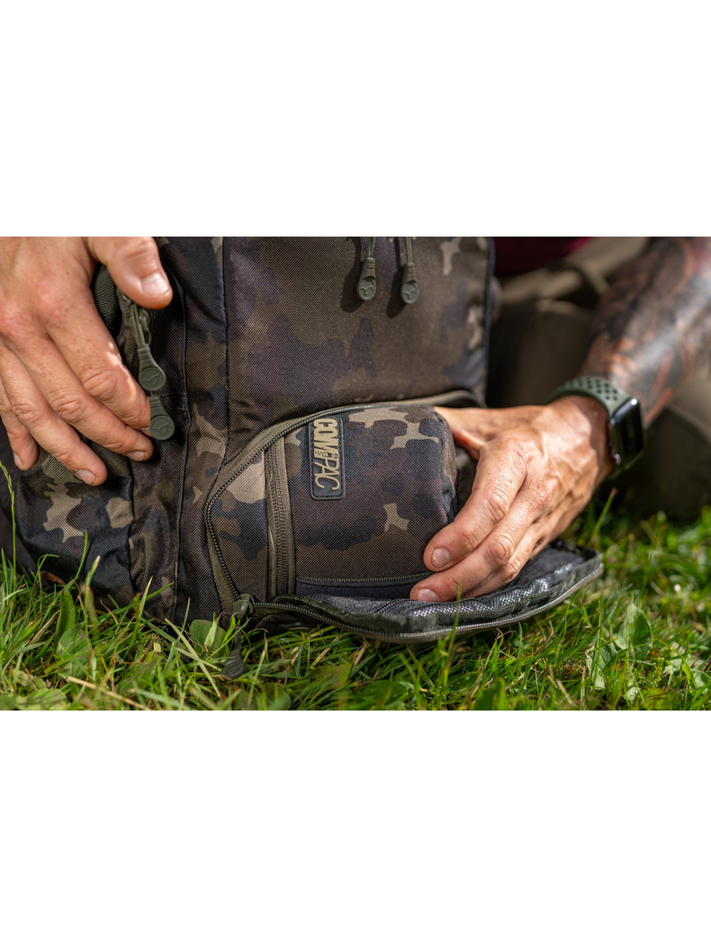 Сумка для посуды KORDA Compac Cookware Bag Dark Kamo, изображение 3 Сумка для посуды KORDA Compac Cookware Bag Dark Kamo, изображение 3