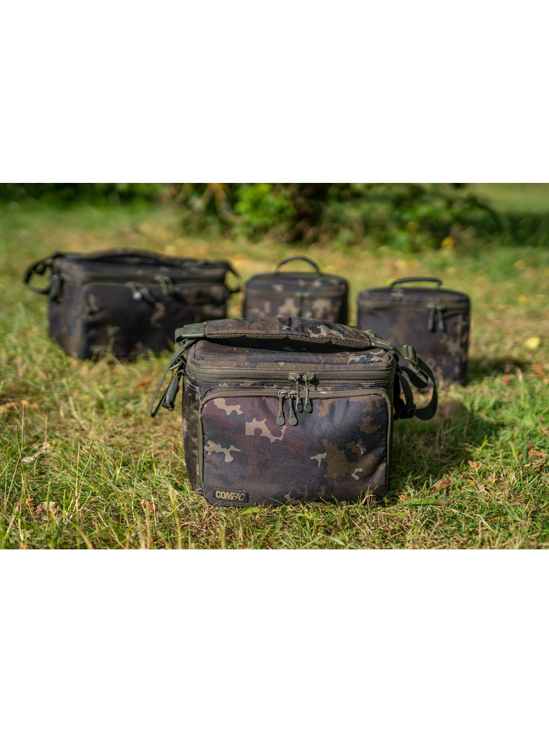 Термосумка KORDA Compac Cool Bag Dark Kamo Large, изображение 2 Термосумка KORDA Compac Cool Bag Dark Kamo Large, изображение 2