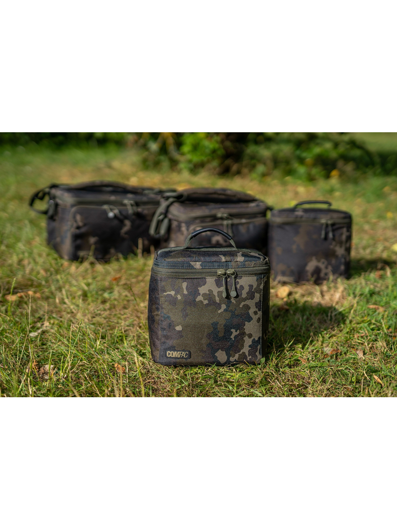 Термосумка KORDA Compac Cool Bag Dark Kamo Medium, изображение 3 Термосумка KORDA Compac Cool Bag Dark Kamo Medium, изображение 3