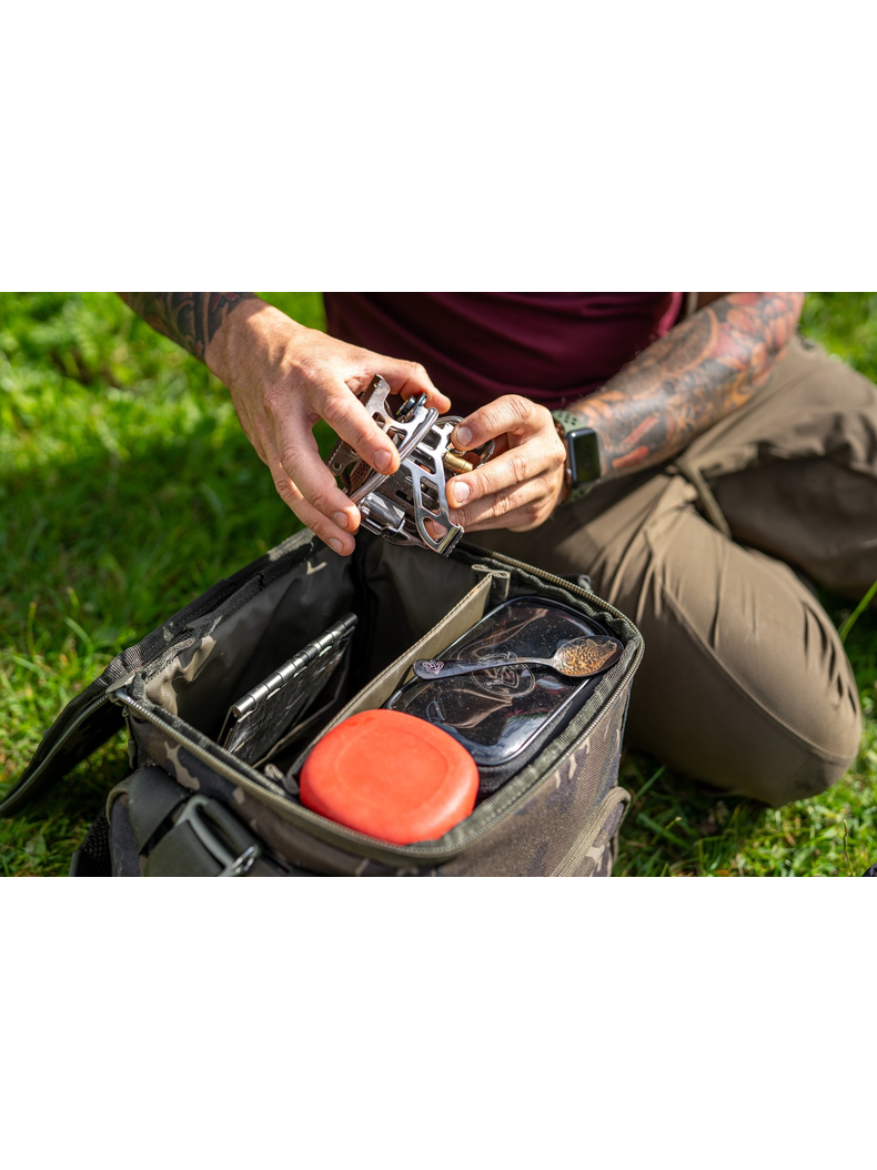 Сумка для посуды KORDA Compac Cookware Bag Dark Kamo, изображение 5 Сумка для посуды KORDA Compac Cookware Bag Dark Kamo, изображение 5