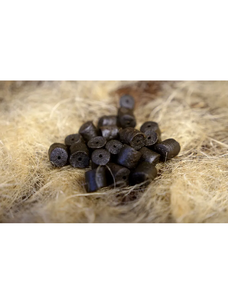 Пеллетс насадочный ULTRABAITS Pellets BLACK HALIBUT (Черный Палтус), Диаметр: 8 мм, изображение 2 Пеллетс насадочный ULTRABAITS Pellets BLACK HALIBUT (Черный Палтус), Диаметр: 8 мм, изображение 2