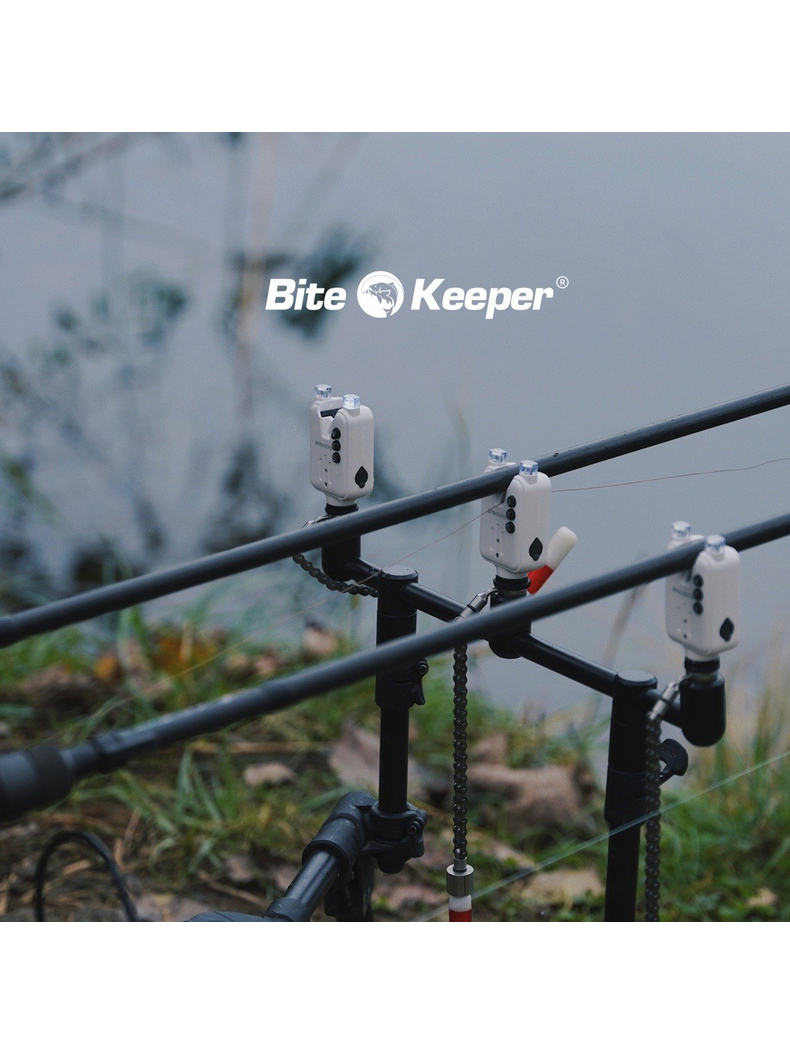 Набор электронных сигнализаторов поклевки RIPPTON BITEKEEPER Pro Smart Bite Alarm Set с приложением для смартфона (белый), Набор : 4 + 1, изображение 3 Набор электронных сигнализаторов поклевки RIPPTON BITEKEEPER Pro Smart Bite Alarm Set с приложением для смартфона (белый), Набор : 4 + 1, изображение 3
