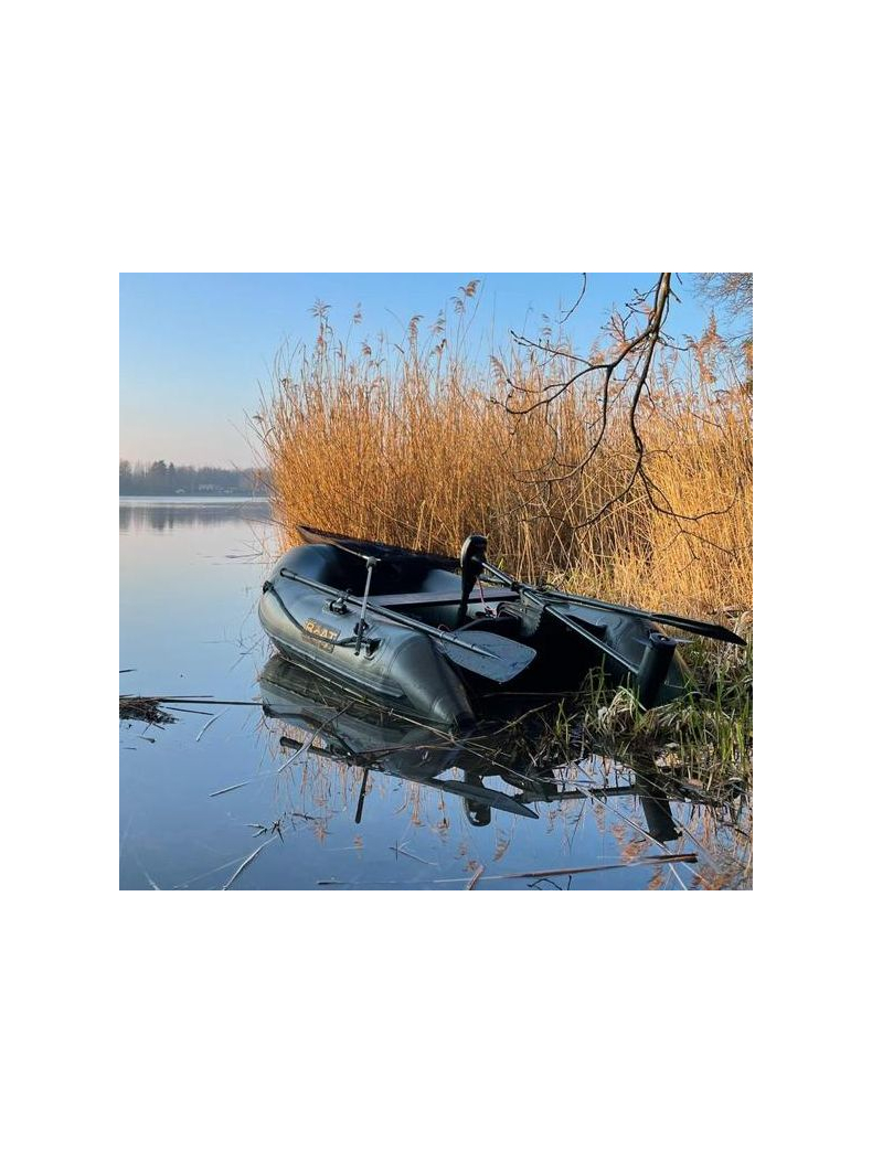 Лодка Imperial Baits iBoat 5GEN Superlight Carbon Black, Длина: 210 см, изображение 3 Лодка Imperial Baits iBoat 5GEN Superlight Carbon Black, Длина: 210 см, изображение 3