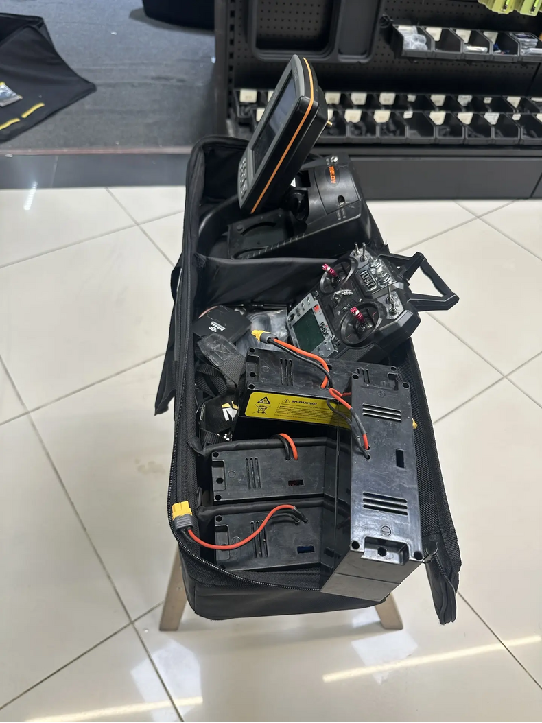 Кораблик для прикормки Carpboat Toslon Xboat 730 +  Эхолот TF-740 GPS+Xpilot  б/у, изображение 7