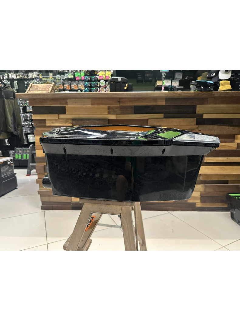 Кораблик для прикормки Carpboat Toslon Xboat 730 +  Эхолот TF-740 GPS+Xpilot  б/у