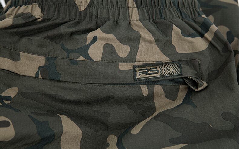 Брюки непромокаемые FOX Lightweight Camo RS 10K Trousers — фото 2 — CARPshop