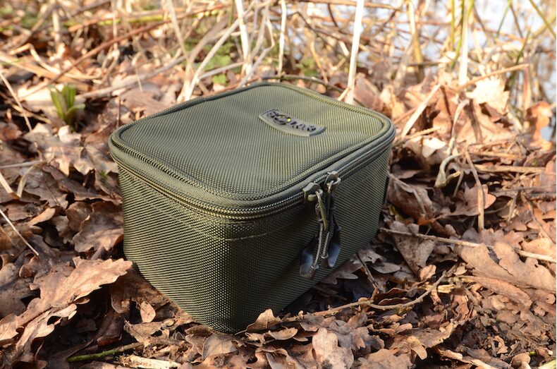 Сумка для аксессуаров SOLAR Tackle SP Hard Case Accessory Bag