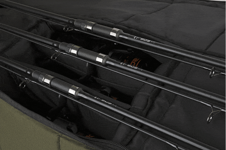 Жесткий чехол FOX R-Series Holdall для 3-х удилищ 12ft с катушками — фото 3 — CARPshop