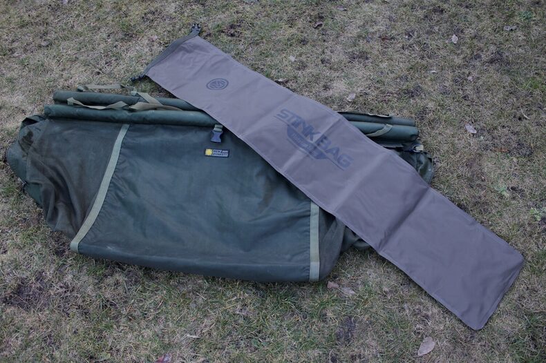 Чехол непромокаемый для подсачека или сумки для взвешивания MIVARDI Stink Bag — фото 7 — CARPshop