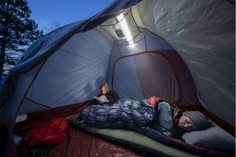 Мягкий кемпинговый фонарь KLYMIT Everglow Light Tube — фото 14 — CARPshop