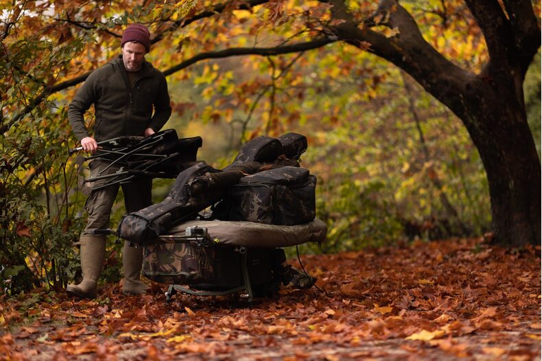 Сумка для буз баров KORDA Compac Buzz Bar Bag Dark Kamo — фото 3 — CARPshop
