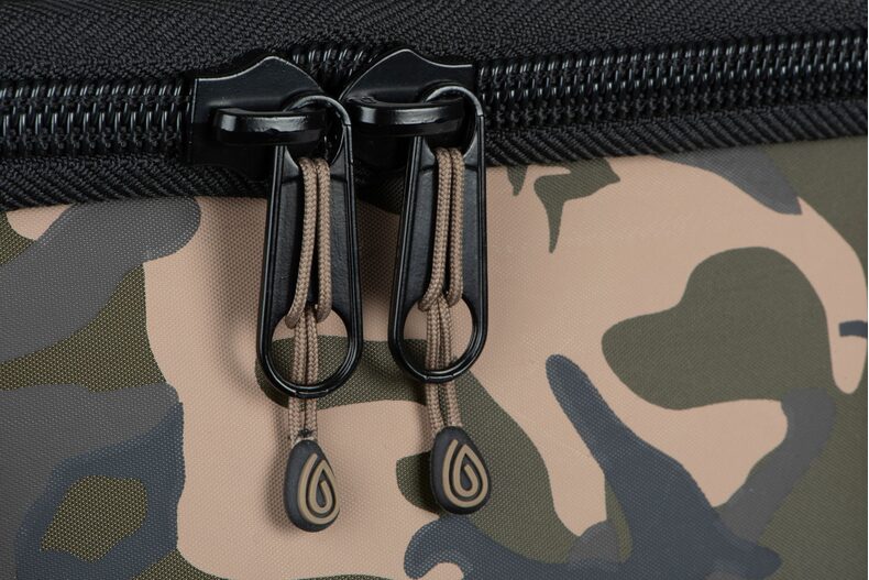Водостойкая сумка FOX Aquos Camo Bag — фото 9 — CARPshop