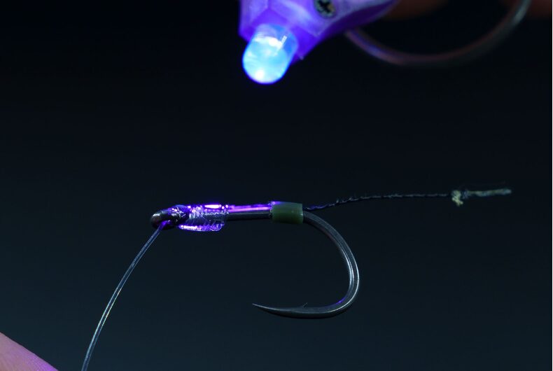 УФ клей для рыболовных монтажей и оснасток Carptoday UV Rig Glue — фото 3 — CARPshop