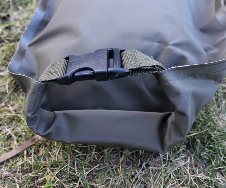 Чехол непромокаемый для подсачека или сумки для взвешивания MIVARDI Stink Bag — фото 5 — CARPshop