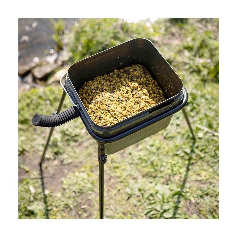 Прикормочная станция AVID CARP Lok Down Bucket Stand — фото 5 — CARPshop
