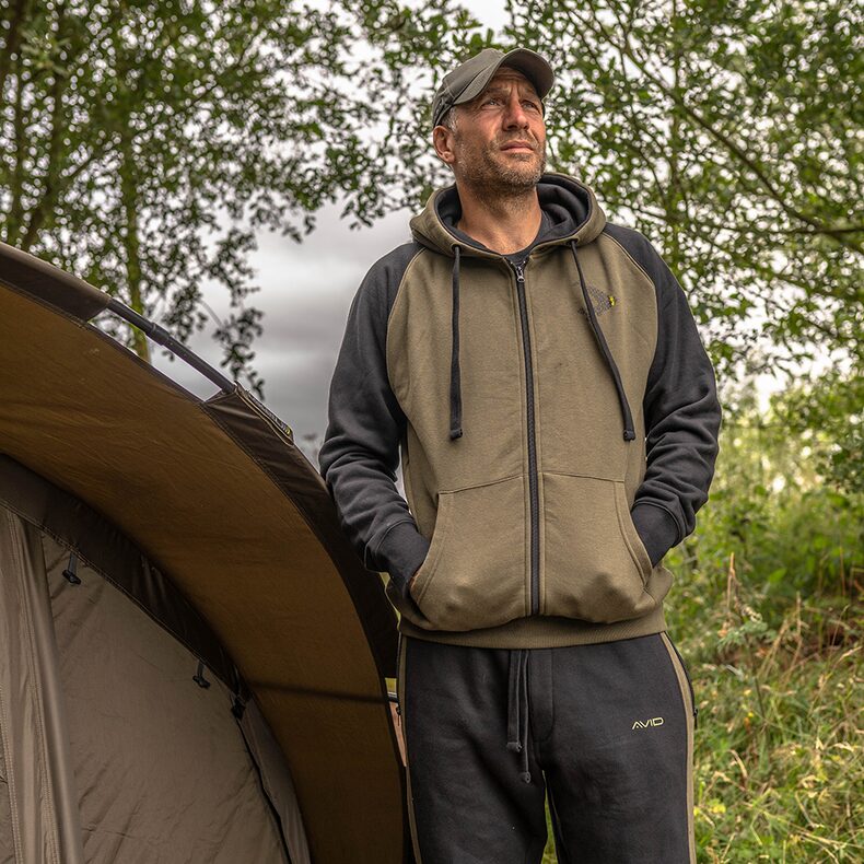 Костюм AVID CARP Onesie — фото 3 — CARPshop