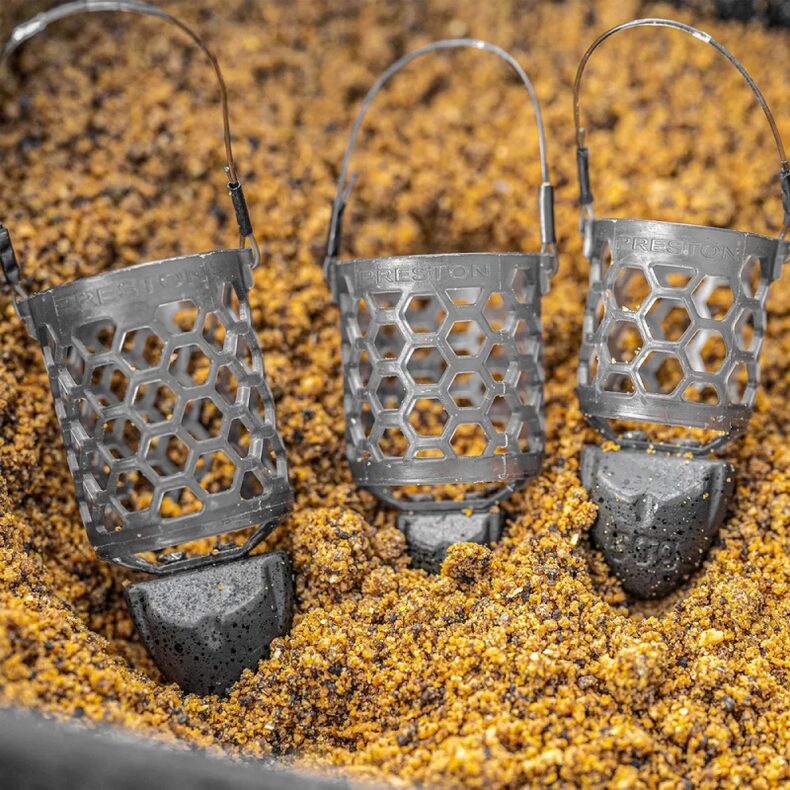 Кормушка фидерная PRESTON Hexmesh Plastic Bullet Feeder — фото 2 — CARPshop