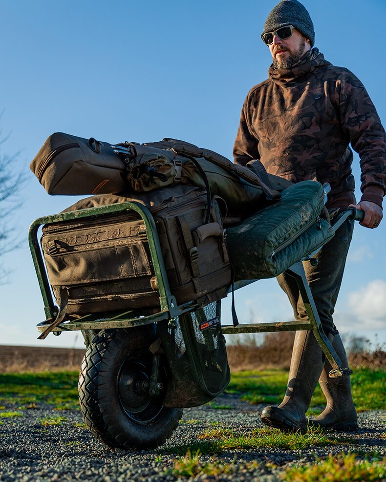 Сумка - рюкзак FOX Explorer Rucksack / Barrow Bag