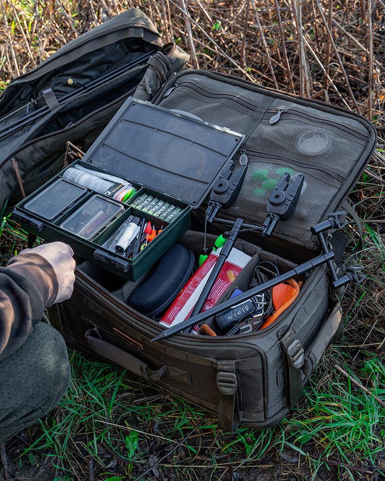 Сумка - рюкзак FOX Explorer Rucksack / Barrow Bag