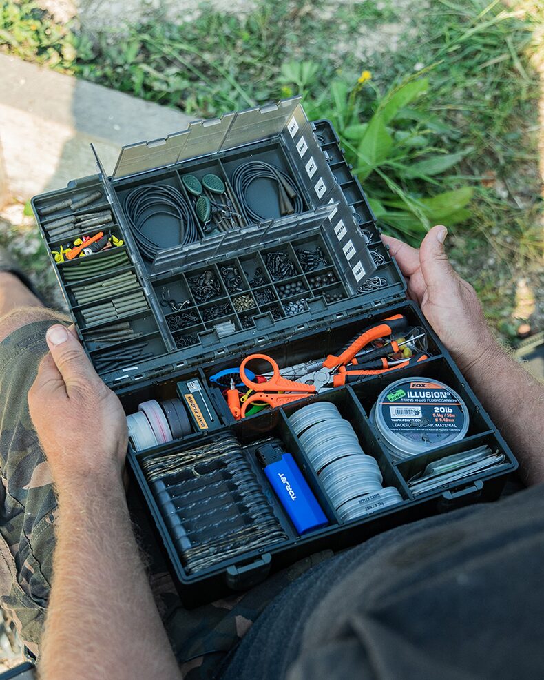 Текл бокс FOX Medium Tackle Box EDGES — фото 6 — CARPshop